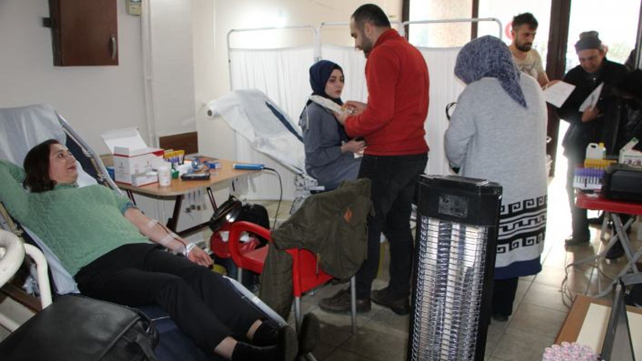 Devrekliler kan bağışı kampanyasında sıraya girdiler