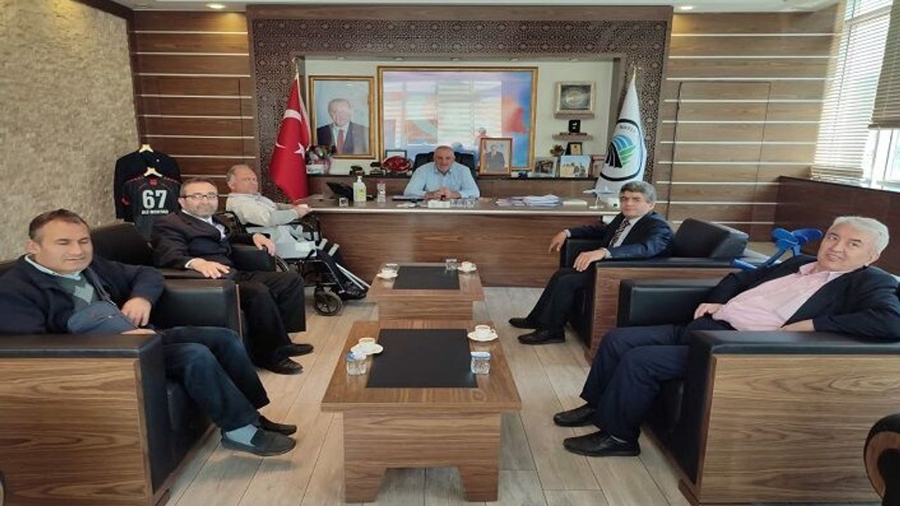 Mevlüt Akkaya'dan Ali Bektaş'a ziyaret