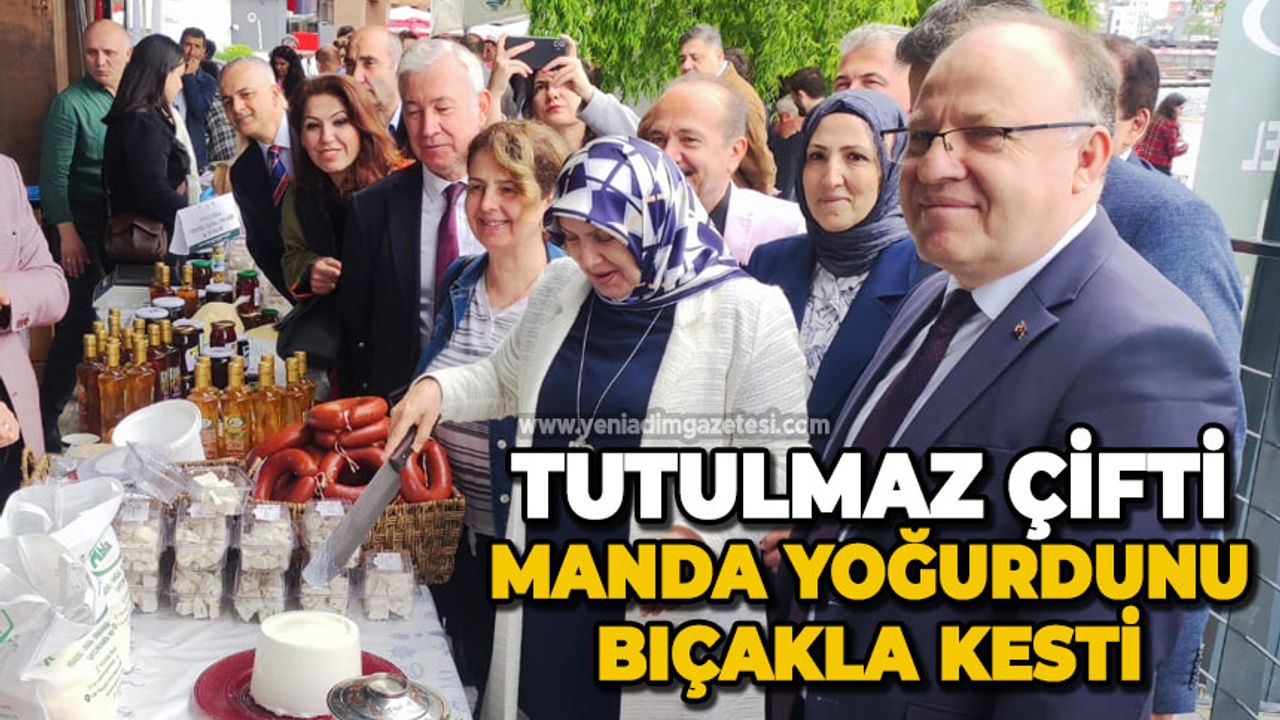Zonguldak'ta Türk Mutfağı Haftası kutlandı: Tutulmaz çifti manda yoğurdunu bıçakla kesti