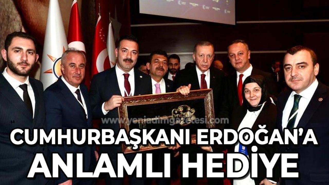AK Parti Zonguldak heyetinden Cumhurbaşkanı Erdoğan'a anlamlı hediye