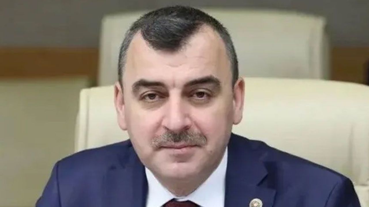 Ahmet Çolakoğlu kimdir? - YENİ ADIM GAZETESİ