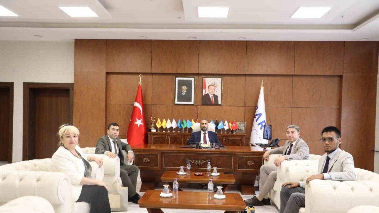 BARÜ, Özbekistan ile eğitimde iş birliği ağını genişletiyor