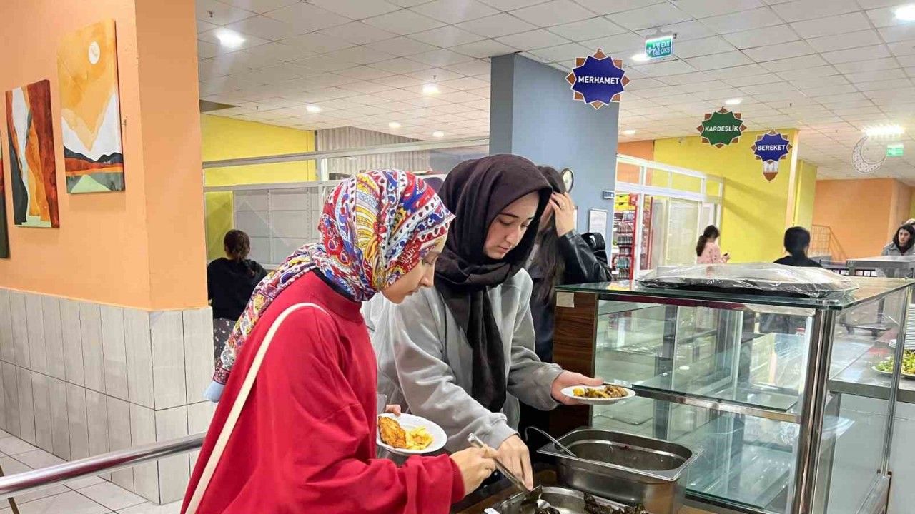 KYK yurtlarında Karadeniz etkinliği