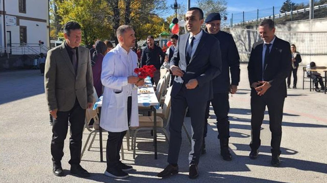 Öğrencilerden Filistin’e anlamlı destek