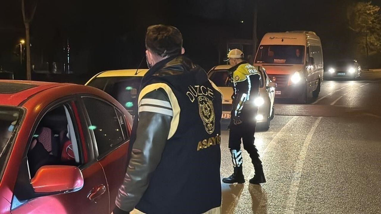 Bir haftada 17 binden fazla araç denetlendi