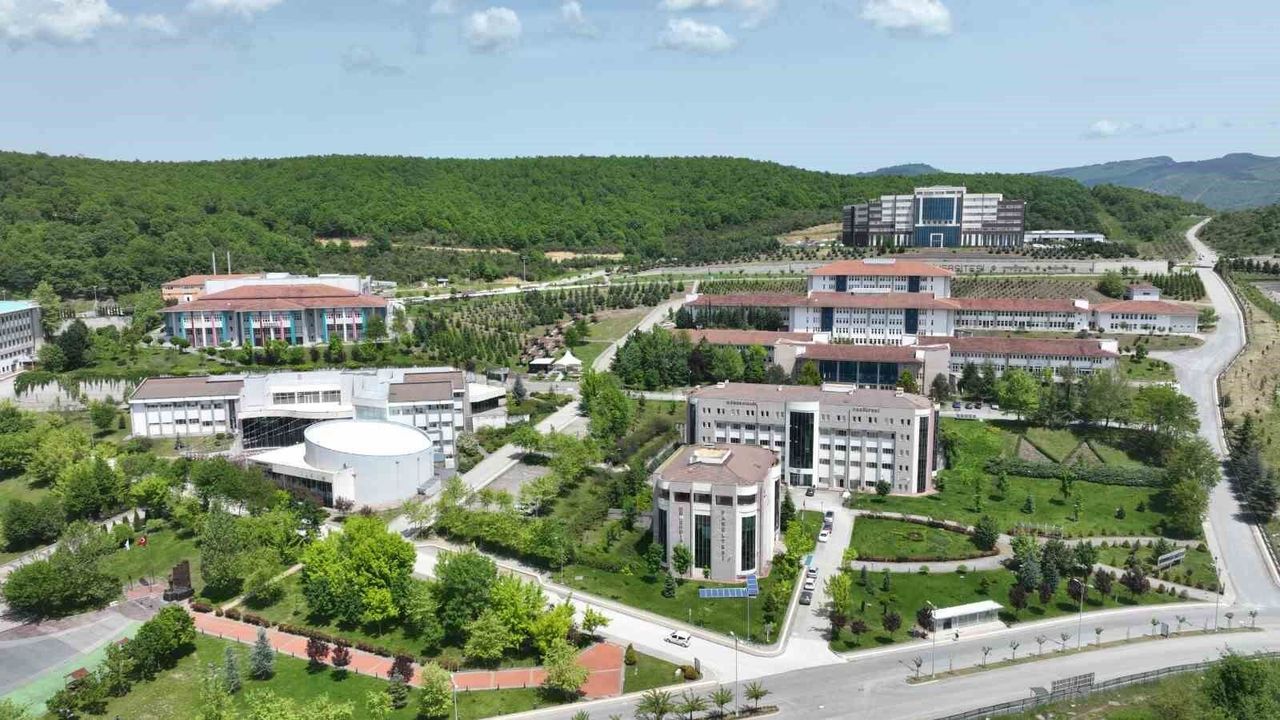 Düzce Üniversitesi bilimsel çalışma grubu toplantısına ev sa