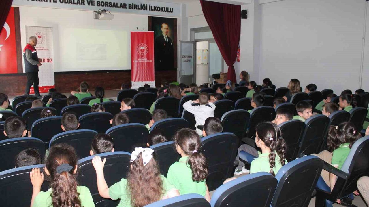 Öğrencilere süt ve gıda güvenliği eğitimi
