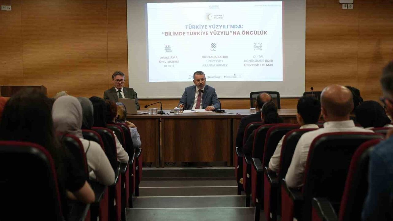 Rektör Kırışık'tan üniversitenin gelecek vizyonuna ilişkin d