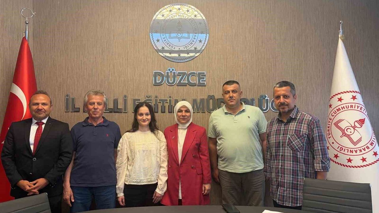 Yaşayan diller ve lehçeler komisyonu toplandı