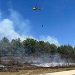 Karabük'te orman yangınına helikopterle müdahale ediliyor