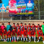 Körfez'de vefat eden saha komiseri Sayarı anısına minikler futbol şenliği