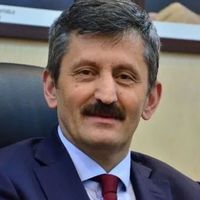 Zeki Tosun kimdir?