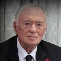 Yüksel Aytaç kimdir?