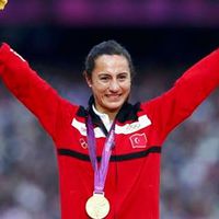 Aslı Çakır Alptekin kimdir?