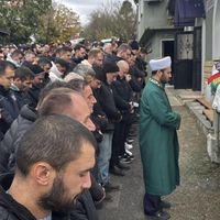 Murat Cemcir Kimdir?