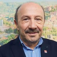 İsmail Eşref kimdir?