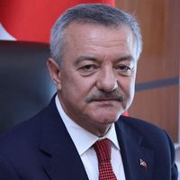 Polat Türkmen kimdir?