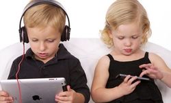 Çocuklar bilgisayar ve telefon başında çok fazla vakit geçiriyor!