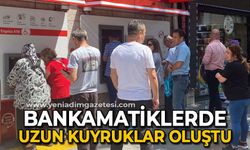 Bankamatiklerde uzun kuyruklar oluştu