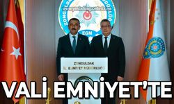 Vali Osman Hacıbektaşoğlu Zonguldak İl Emniyet Müdürlüğü'nde