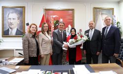 ZTSO Başkanı Metin Demir ve heyeti Zonguldak Belediye Başkanı Tahsin Erdem'i ziyaret etti