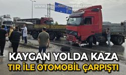 Kaygan yolda kaza: Tır ile otomobil çarpıştı!