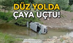 Düz yolda çaya uçtu!