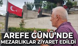 Zonguldak'ta vatandaşlar arefe günü mezarlık ziyaretleri yaptı