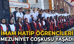 Devrek’te İmam Hatiplilerden mezuniyet sevinci