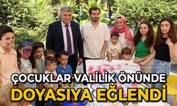 Çocuklar Valilik önünde doyasıya eğlendi