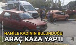 Hamile kadının bulunduğu araç kaza yaptı