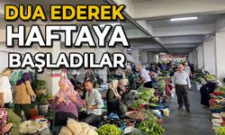 Dua ederek haftaya başladılar: Bereket için ellerini açtılar