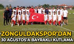 Zonguldakspor 30 Ağustos Zafer Bayramı'nda Türk Bayrağı açtı