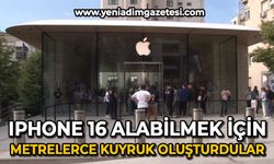 iPhone 16 alabilmek için metrelerce kuyruk oluşturdular