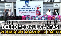 Belediye okul çantası ve kırtasiye malzemesi dağıttı