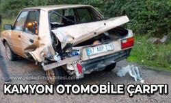 Kamyon otomobile çarptı!