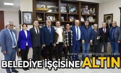 Belediye işçisine altın