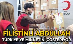 Filistinli Abdullah, Türkiye’ye minnetini Kızılay gönüllüsü olarak gösteriyor