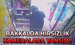 Bakkalda hırsızlık güvenlik kamerasına yansıdı