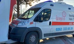 İçinde bebek olan ambulans kaza yaptı