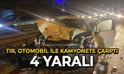 Tır, otomobil ile kamyonete çarptı: 4 yaralı