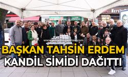 Başkan Tahsin Erdem, kandil simidi dağıttı