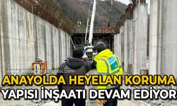 Yolda heyelan koruma yapısı inşa ediliyor