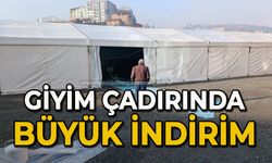 Giyim çadırında büyük indirim