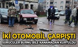 İki otomobil çarpıştı, sürücüler burnu bile kanamadan kurtuldu