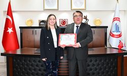 Prof. Dr. Durmuş Günay Kütüphanesi dünyanın en iyileri arasında