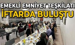 Emekli emniyet teşkilatı iftar programında bir araya geldi