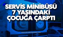 Servis minibüsü  7 yaşındaki çocuğa çarptı