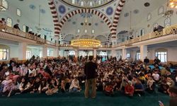 Çocuklara önemli uyarı: "Sosyal medyada görülen her bilgiye inanmayın"