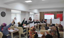 Kadın çiftçiler bilgileriyle yarıştı